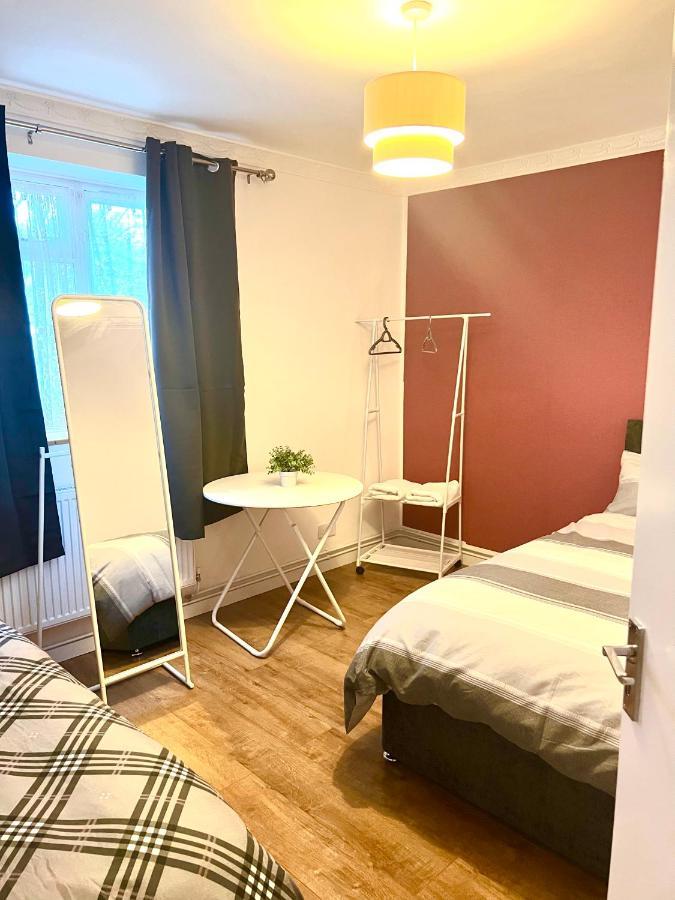 Large Room With Two Bed In Central Londra Exterior foto